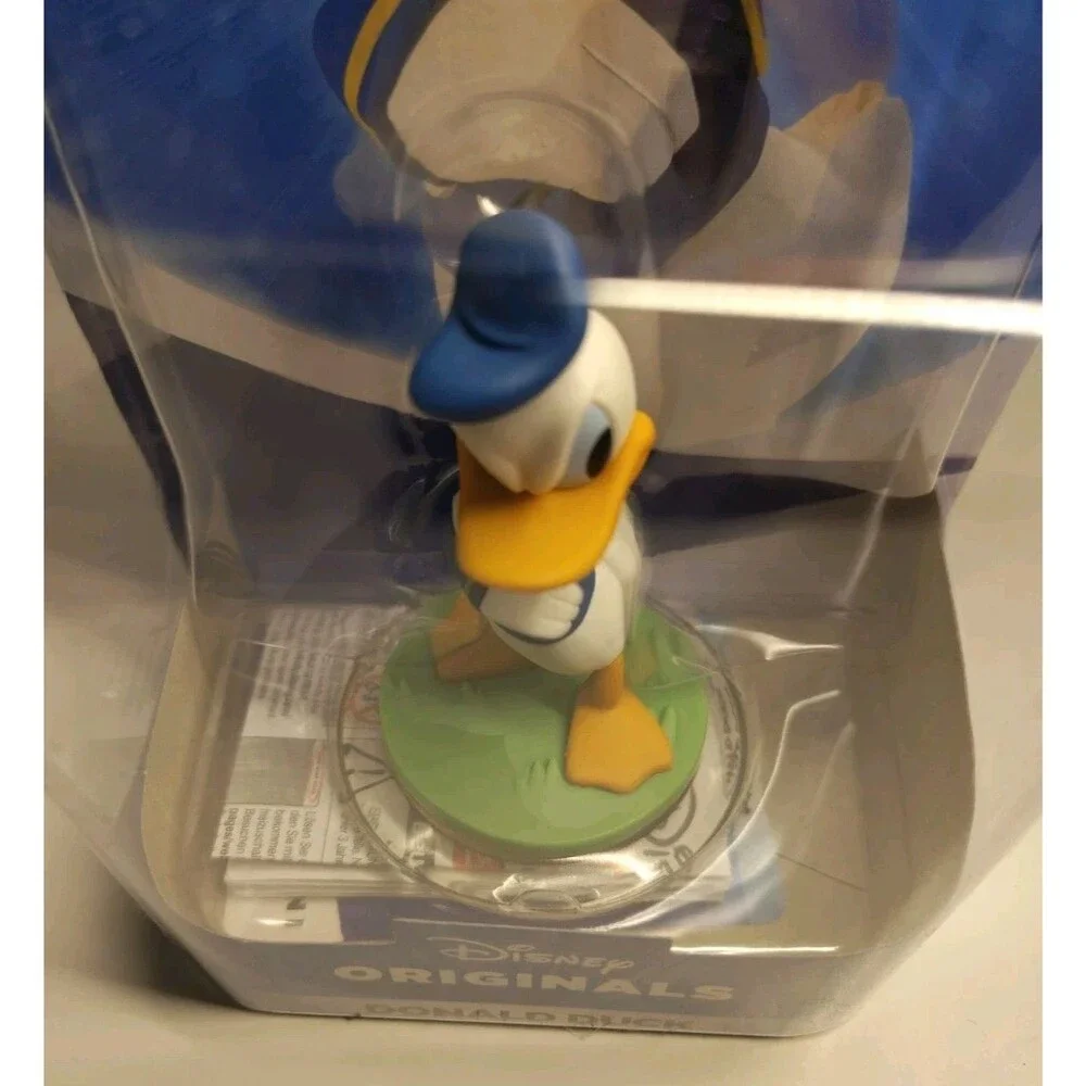 New Disney Infinity 2.0 - DISNEY DONALD DUCK - Figure Sealed with Web Code Card.